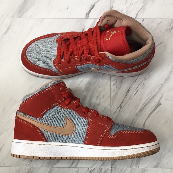 Air Jordan 1 Mid “Denim”, Men’s/Youth Size 5, Women’s 6.5 - Picture 10 of 15